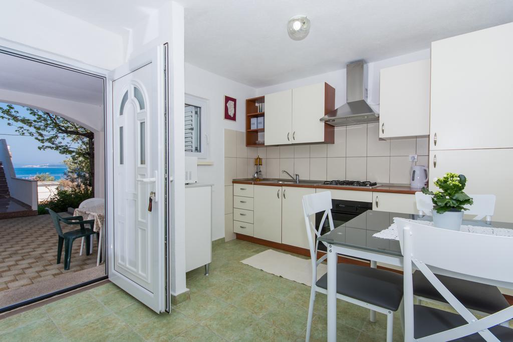 Apartment Mika 2 Trogir Exterior foto